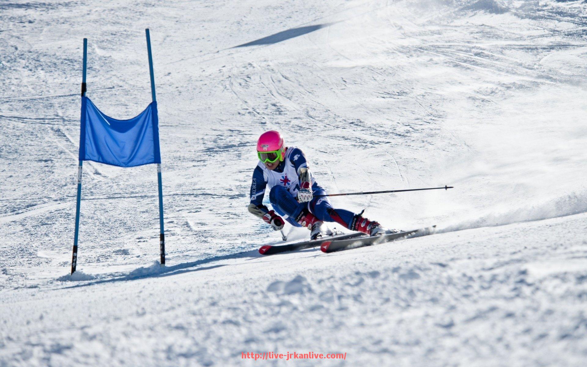 jrkan直播-世俱杯球队球员在场上的协同作战能力对整体战术的支撑作用